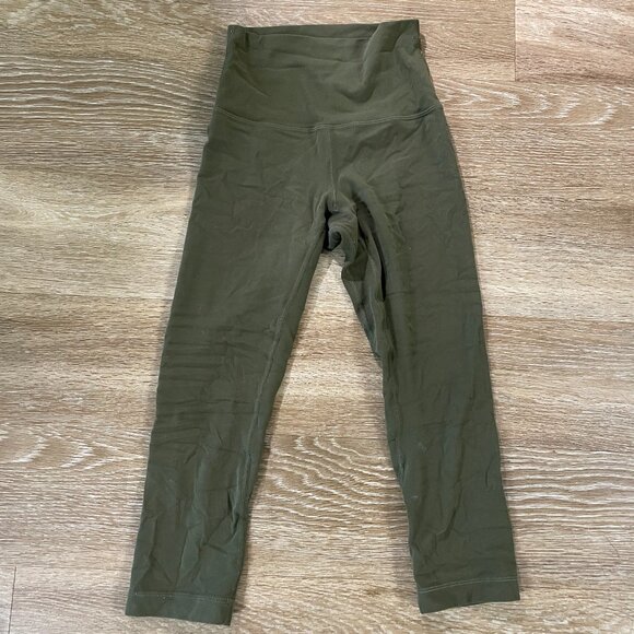 Lululemon Cropped Leggings - Picture 2 of 3
